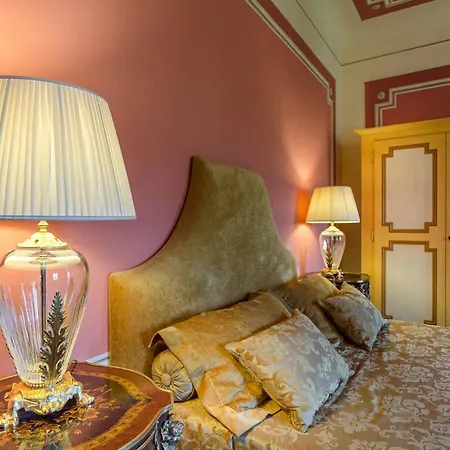 Villa Elegant Hillside With Panoramic Views *