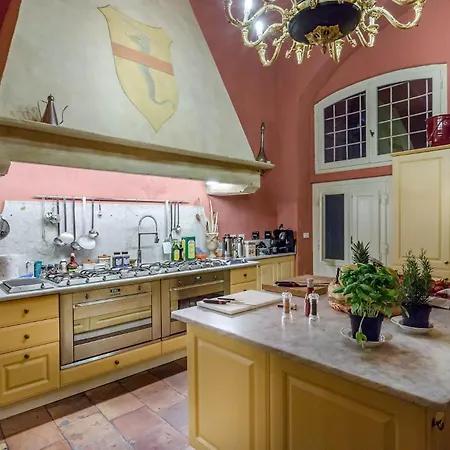Villa Elegant Hillside With Panoramic Views *